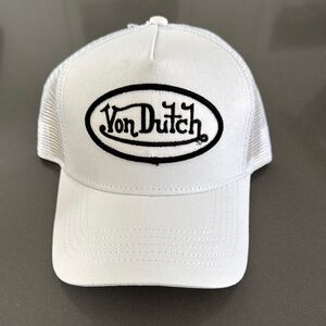 Von Dutch NWT Authentic White Cap with Black Logo.